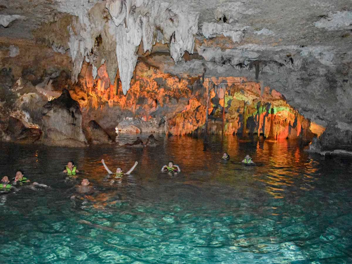 Caracol cenote tours